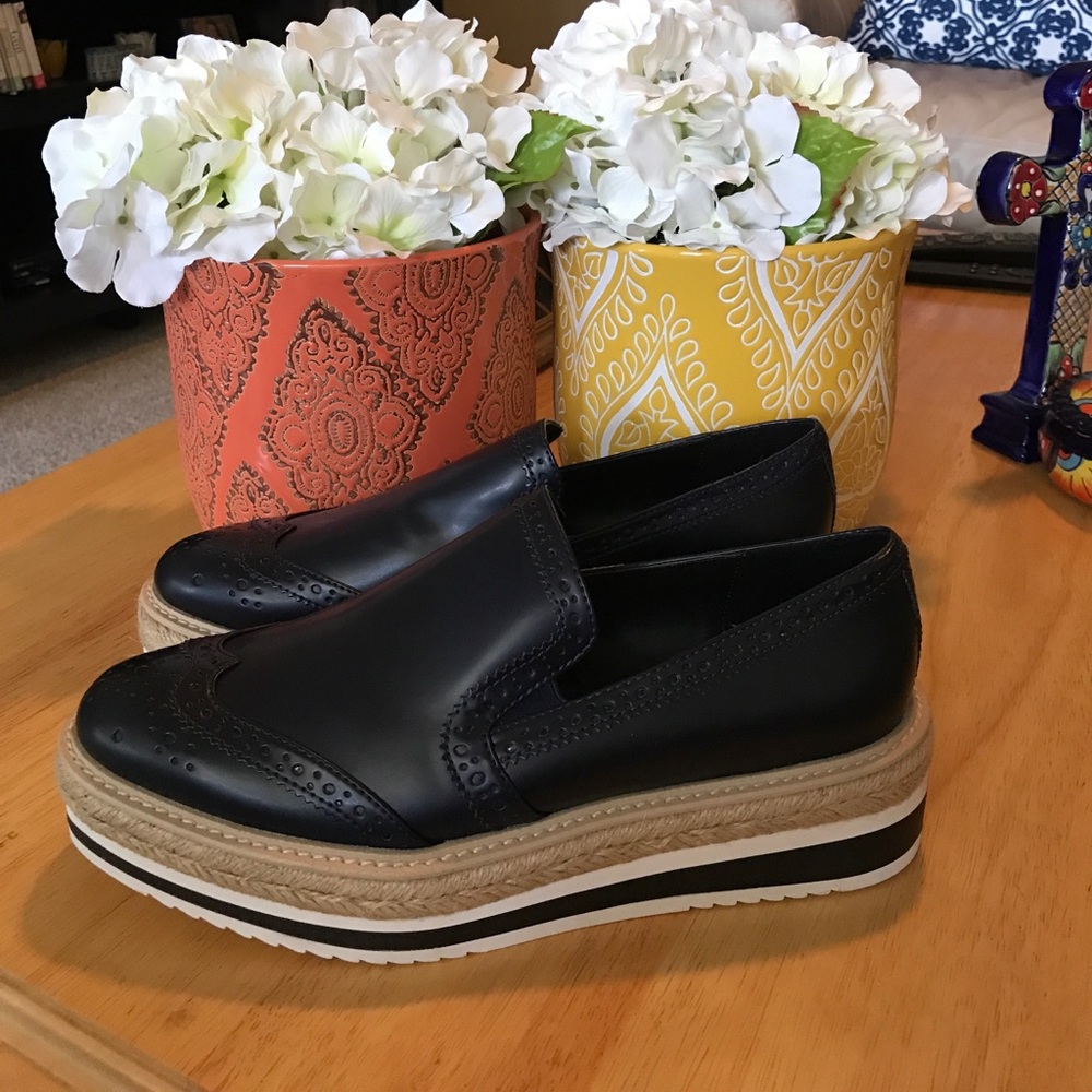 New Zara Navy slipper flatform